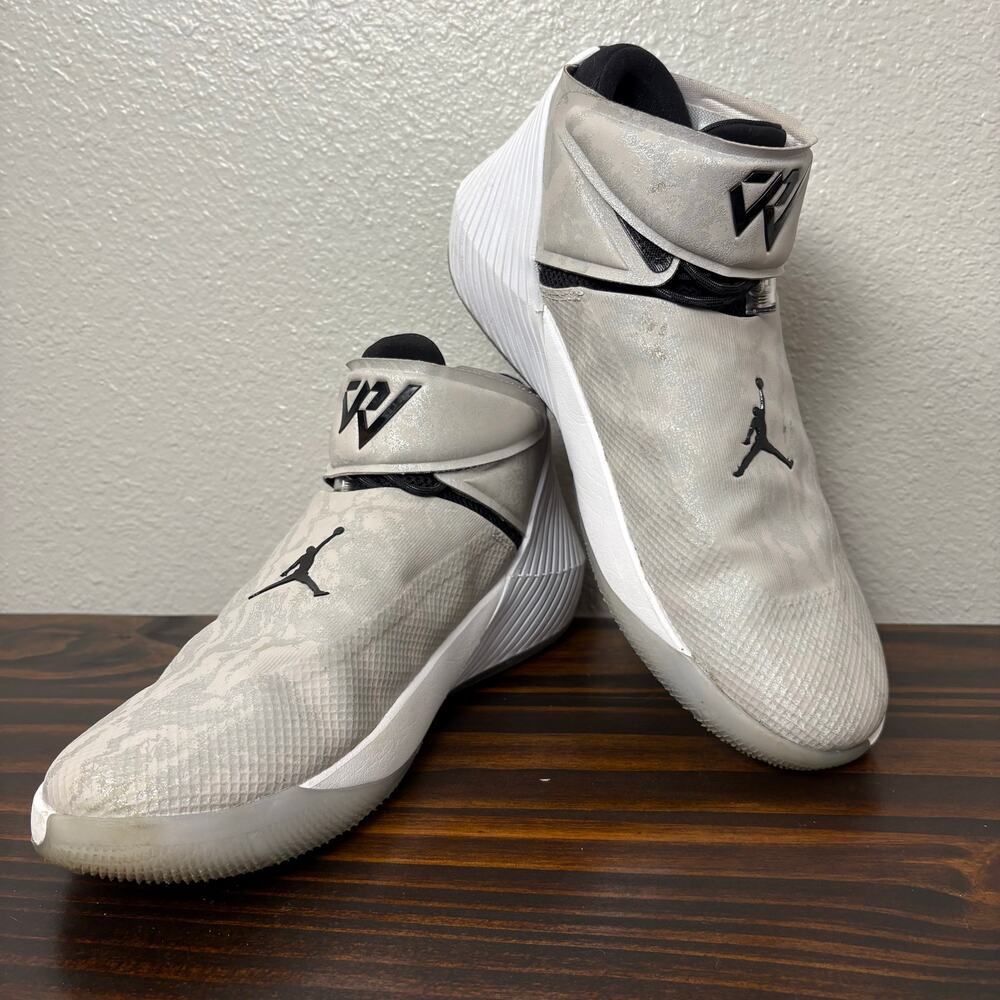 Jordan Why Not Zer0.1 Size 11 Tech Grey Black White Orange Melon Tint Sneakers
